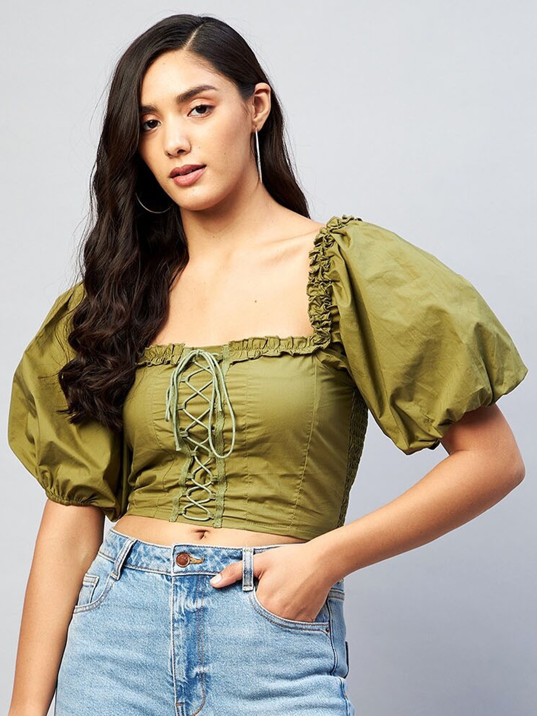 

DELAN Sweetheart Neck Short Puff Sleeve Crop Top, Green