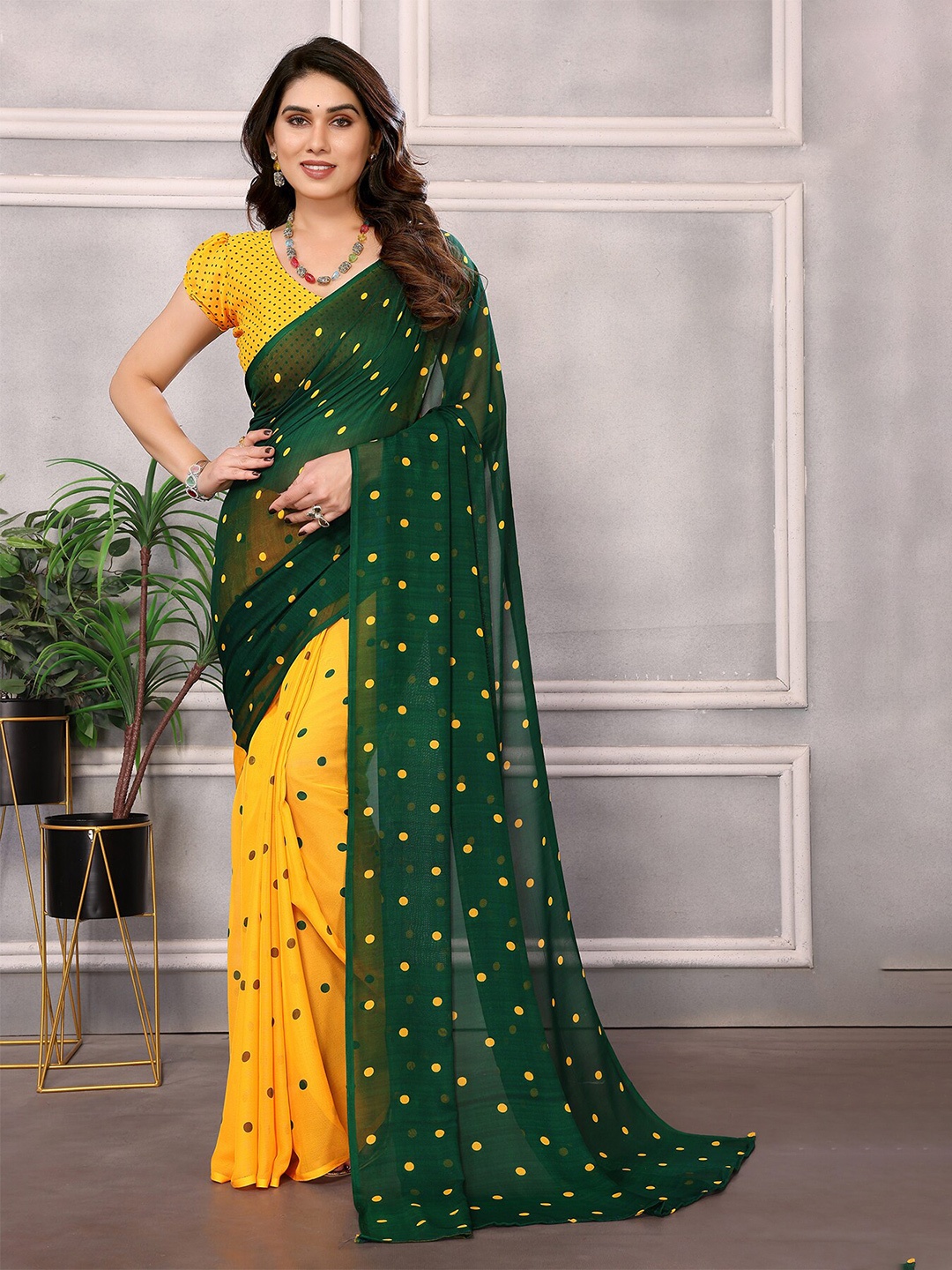 

Moda Rapido Polka Dot Printed Saree, Green