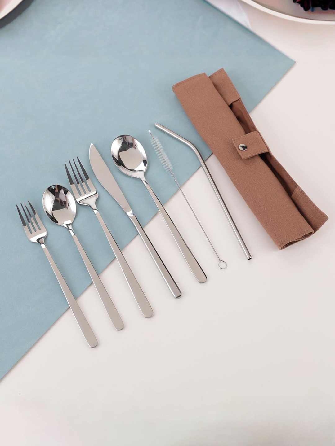 

UMAI Silver Toned 7 Pieces Stainless Steel Food-Grade Portable Cutlery Set