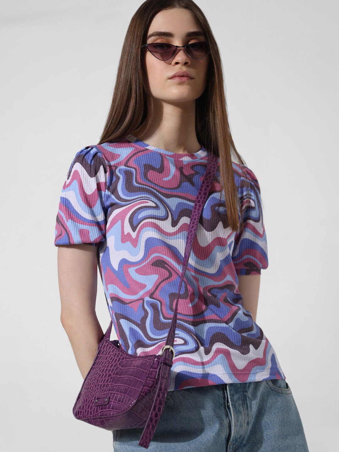 

ONLY Abstract Printed Round Neck T-shirt, Pink
