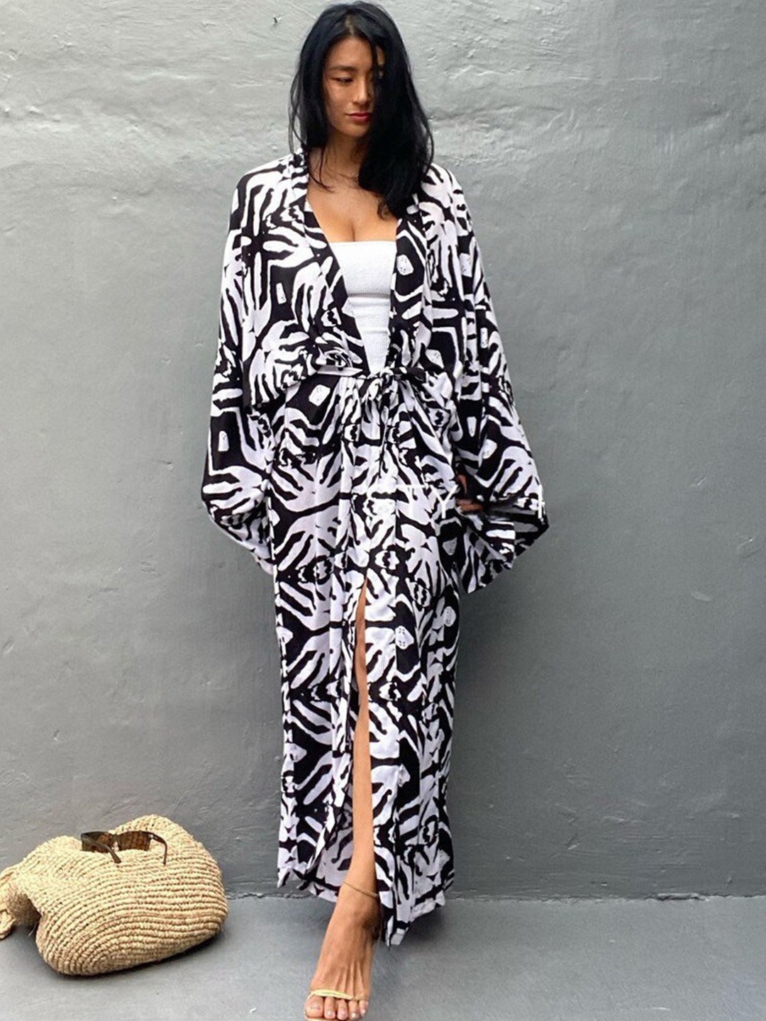 

Addery Abstract Printed Oversized Front-Open Maxi Swimwear Cover-Up Shrug, Black