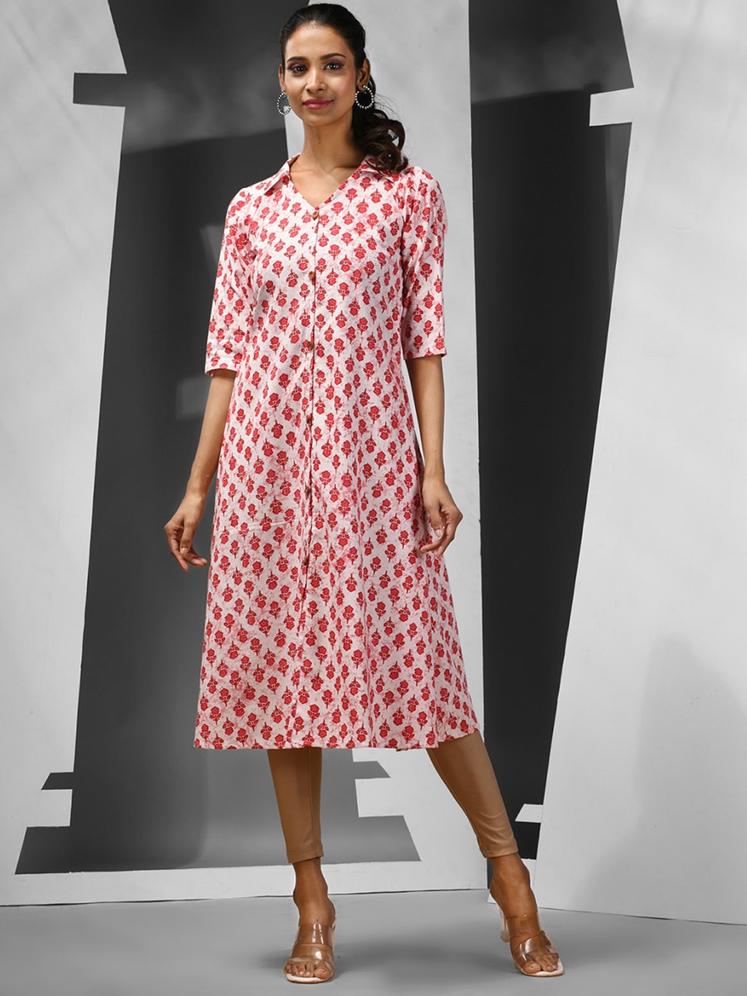 

Charukriti Ethnic Motifs Printed Shirt Collar Kurta, White