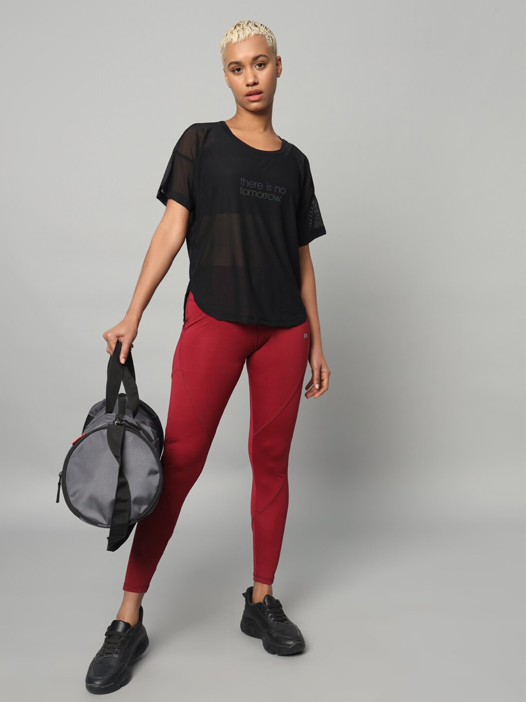 

MKH Typography Printed Round Neck Relaxed Fit Dri-FIT T-shirt, Black