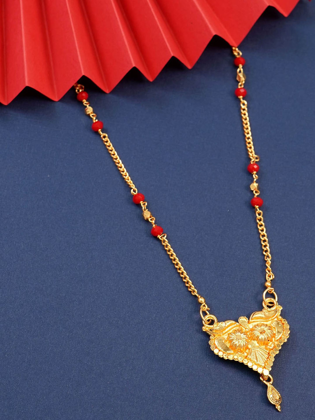

Ramdev Art Fashion Jwellery Gold-Plated Artificial Stones and Beads Mangalsutra