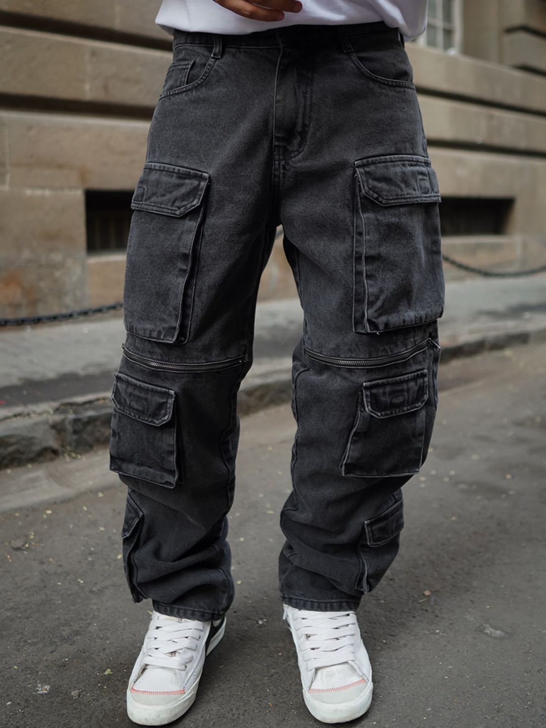 

Powerlook Men Black Boyfriend Fit Clean Look Cotton Cargo Jeans