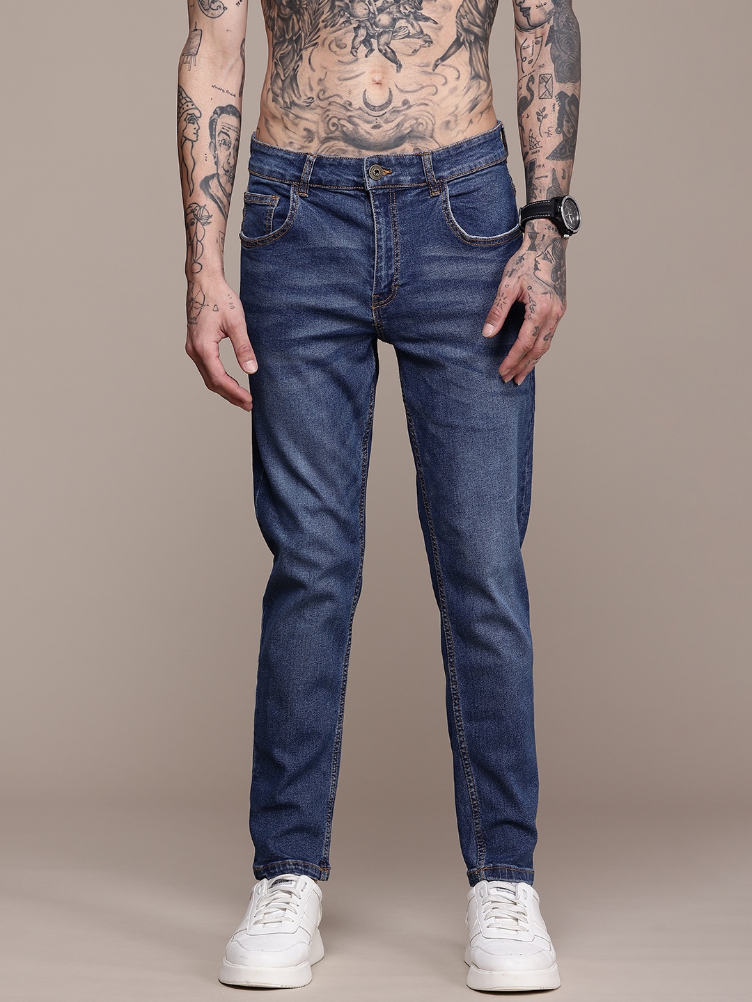 

Roadster Men Slim Fit Light Fade Jeans, Blue