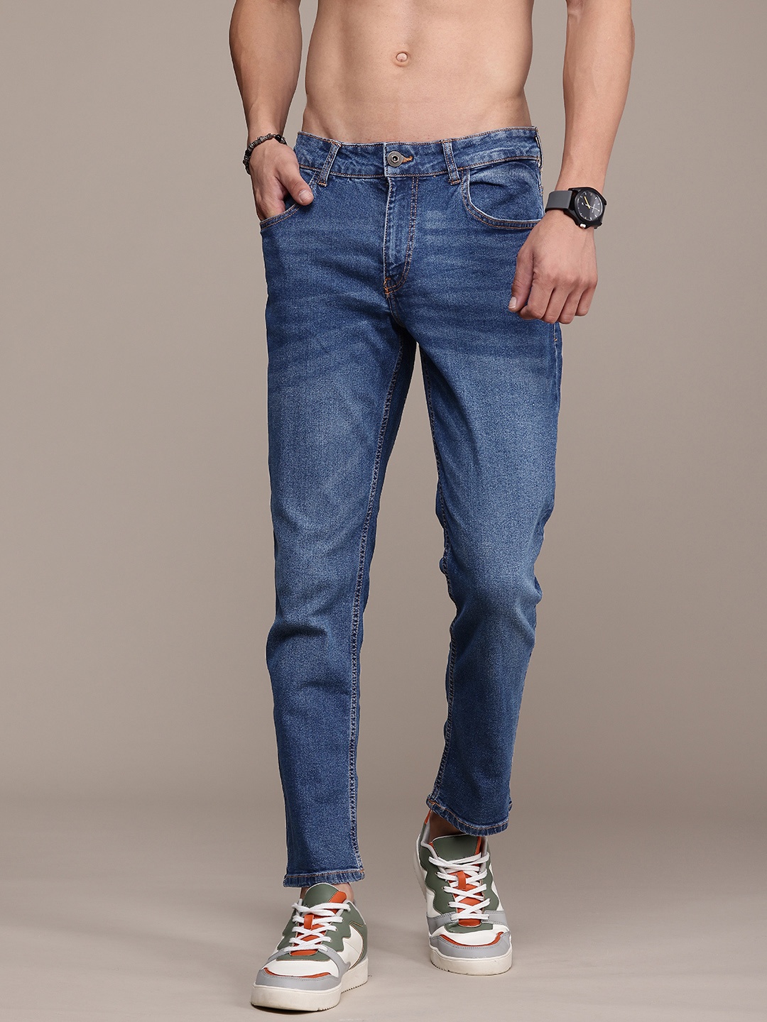 

Roadster Men Slim Fit Light Fade Jeans, Blue
