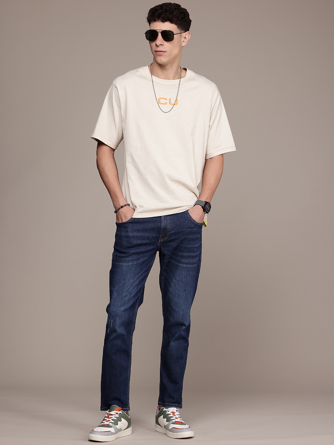 

Roadster Men Slim Fit Light Fade Jeans, Blue