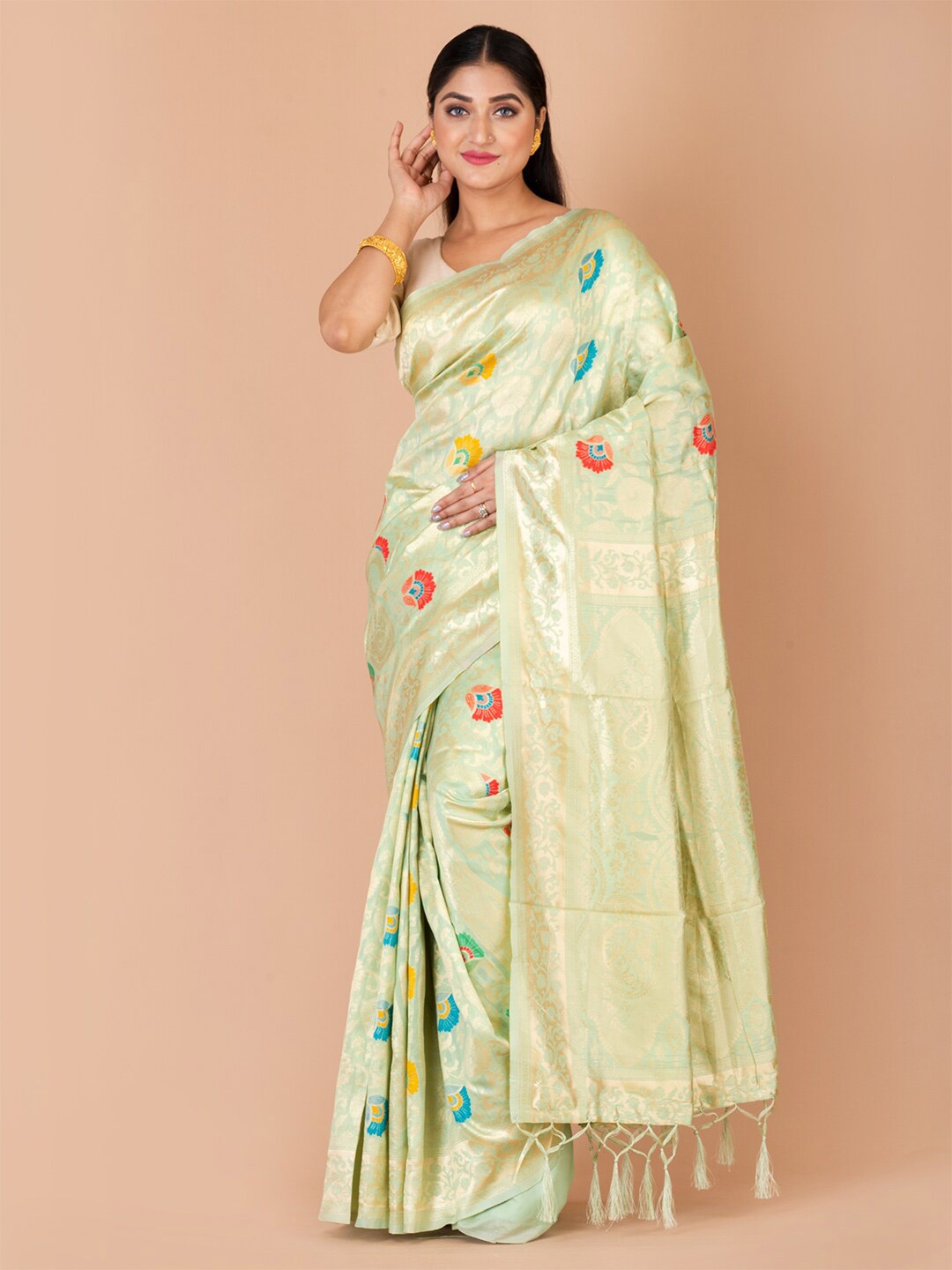 

HOUSE OF ARLI Floral Woven Design Zari Saree, Green
