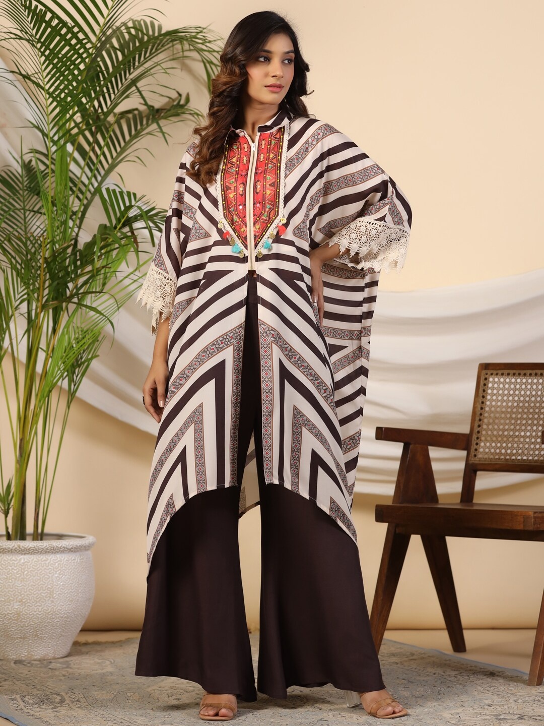 

Juniper Printed Mandarin Collar Kaftan Tunic With Trousers, Brown