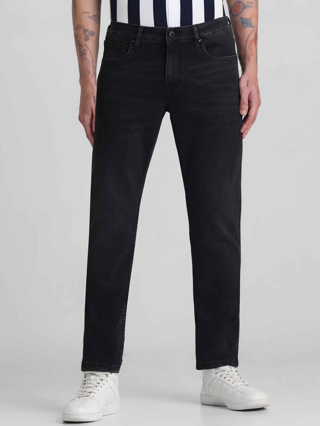 

Jack & Jones Men Slim Fit Low-Rise Clean Look Stretchable Jeans, Black