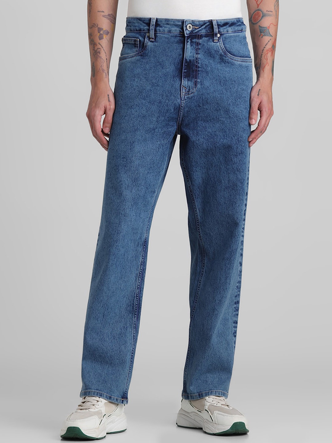 

Jack & Jones Men Straight Fit Low-Rise Heavy Fade Clean Look Stretchable Jeans, Blue