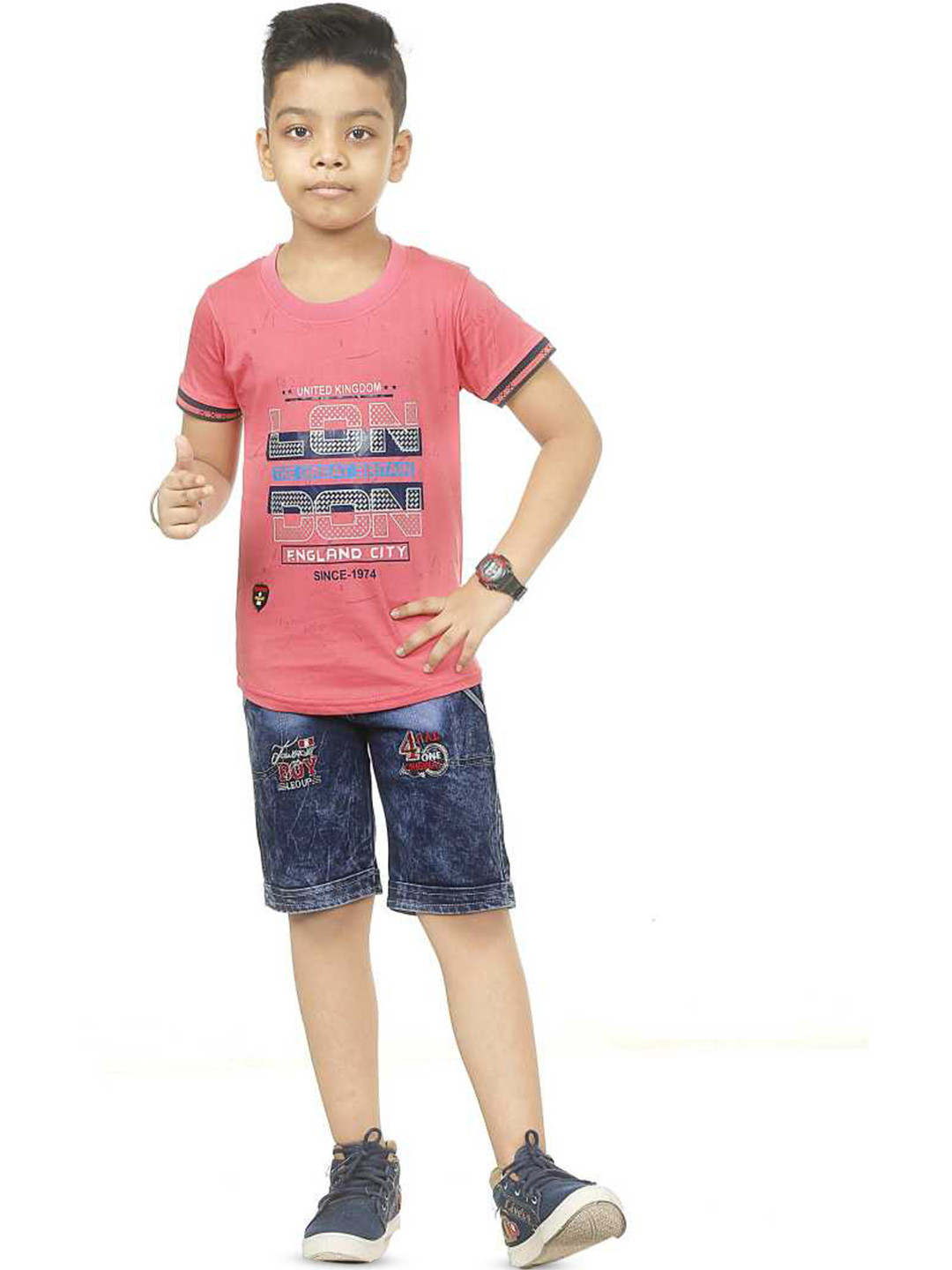 

BAESD Boys Typography Printed T-Shirt With Trousers, Pink