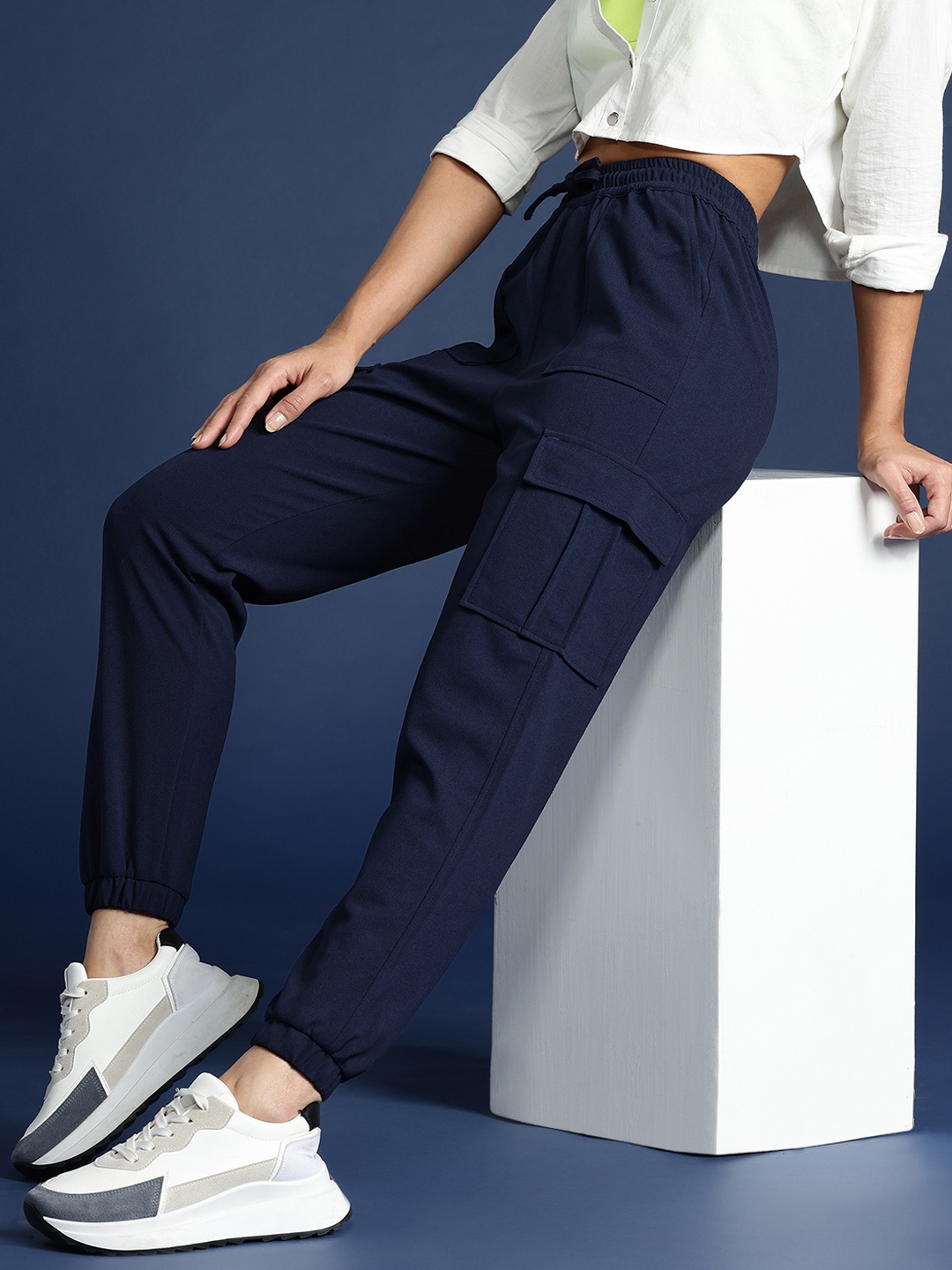 

Mast & Harbour Women Solid Relaxed Fit Joggers, Navy blue