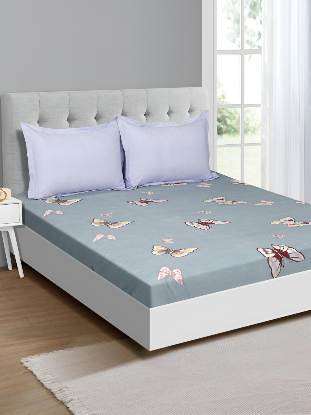

Signature Grey & Brown Abstract Printed 150 TC Queen Bedsheet With 2 Pillow Covers