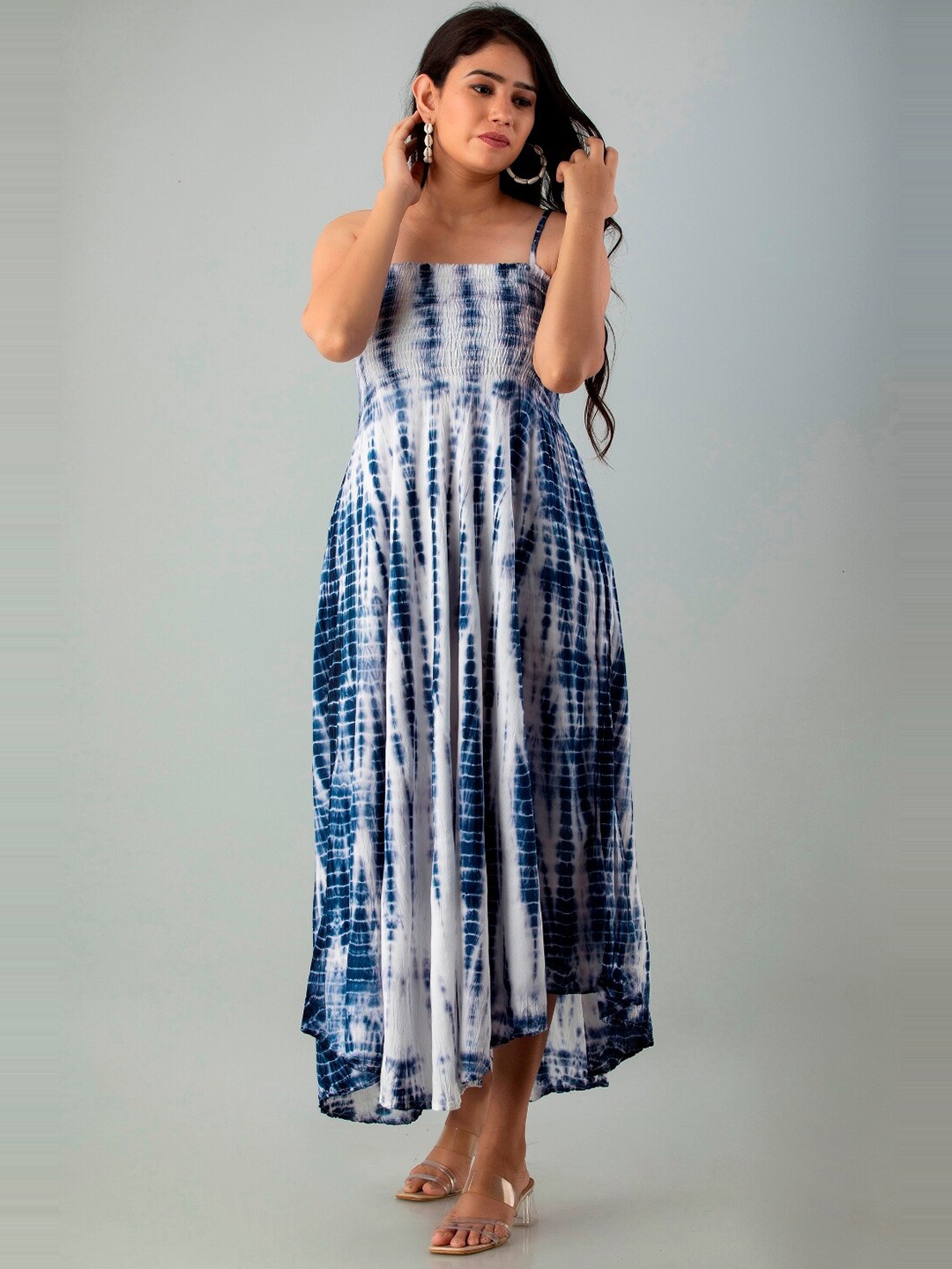 

Vastralay Tie And Dye Shoulder Straps Maxi Dress, Blue