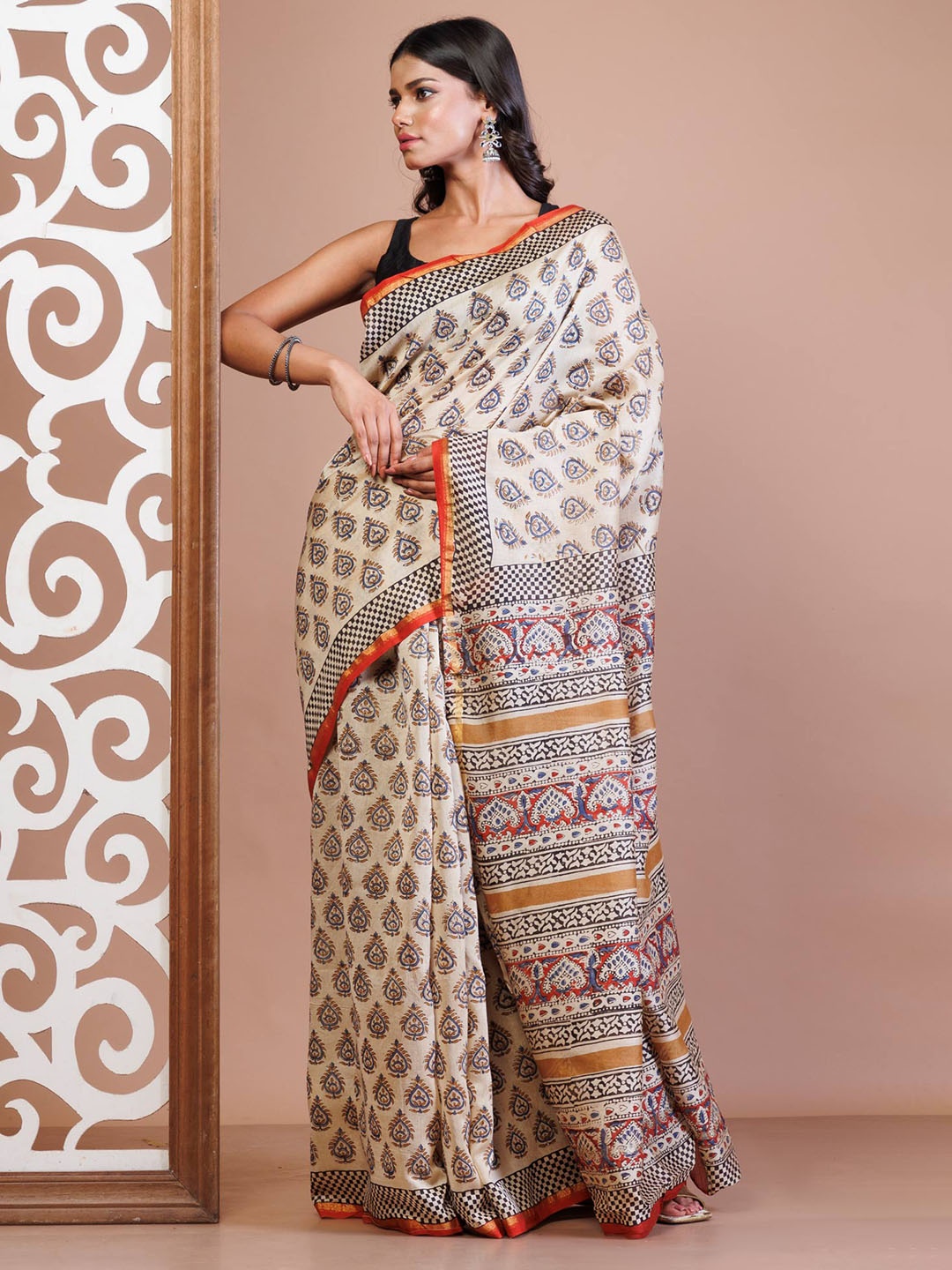 

Unnati Silks Tie and Dye Handloom Chanderi Saree, Cream