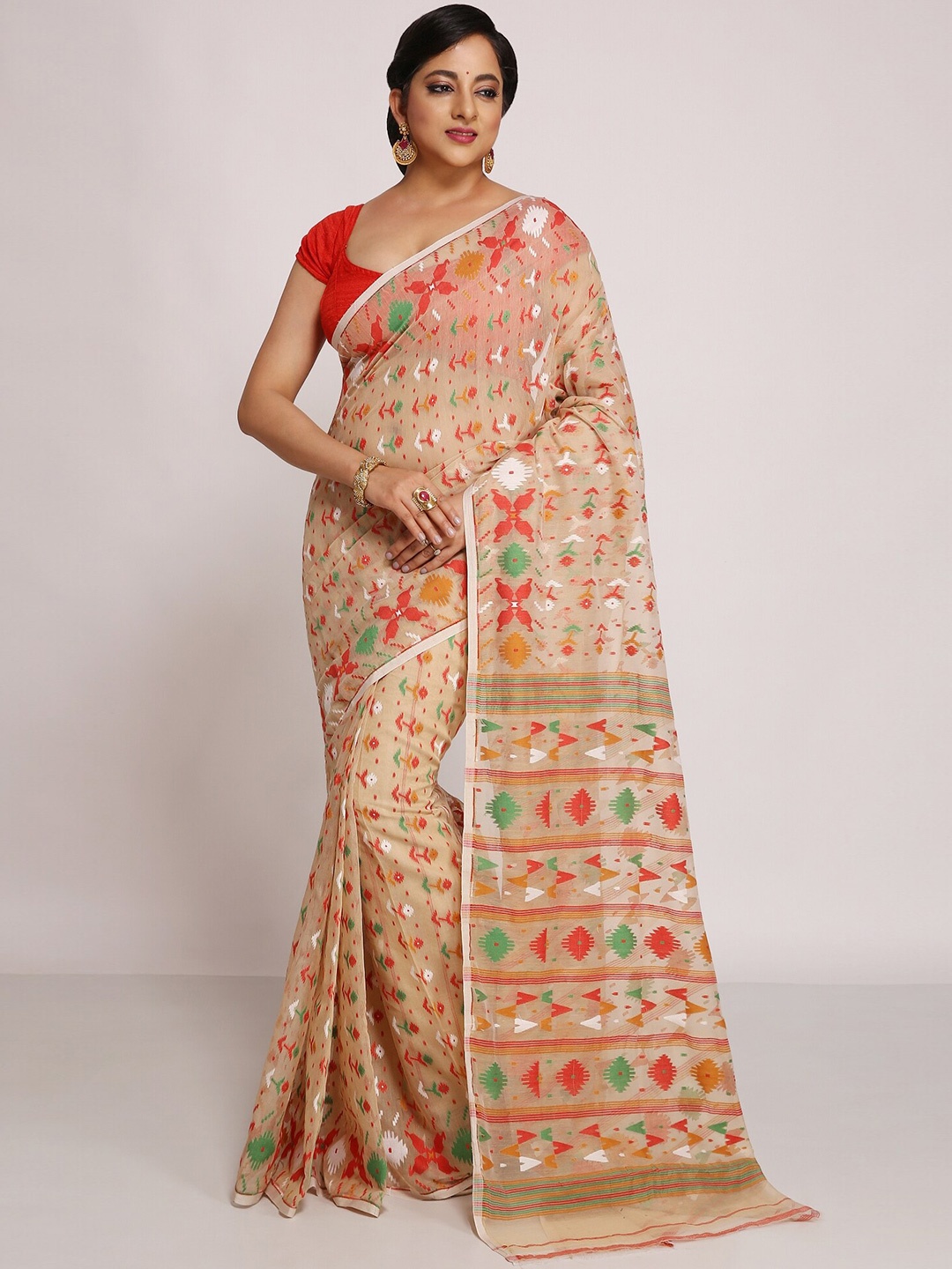 

WoodenTant Woven Design Silk Cotton Jamdani Saree, Beige