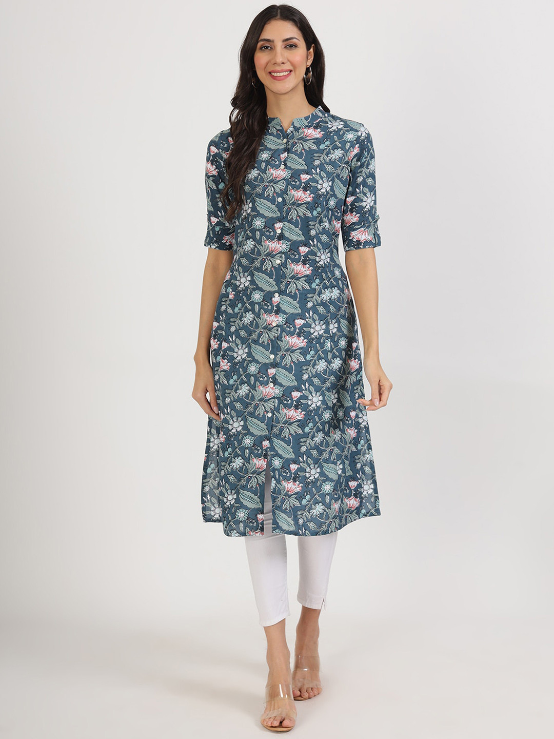 

Divena Women Floral Printed Sequinned Kurta, Navy blue