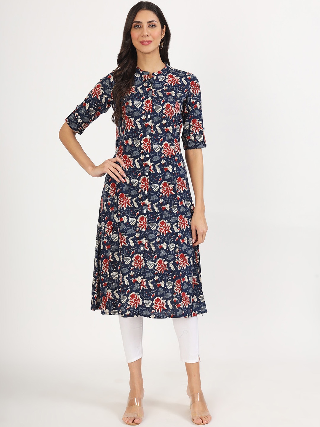 

Divena Women Floral Printed Thread Work Kurta, Black