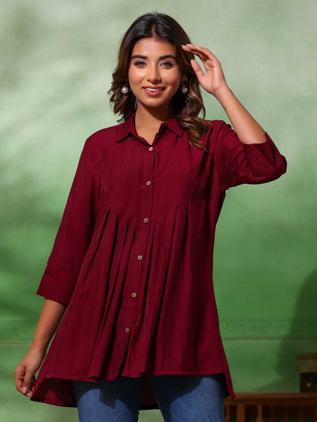 

Sangria Pleated Shirt Collar Tunics, Maroon