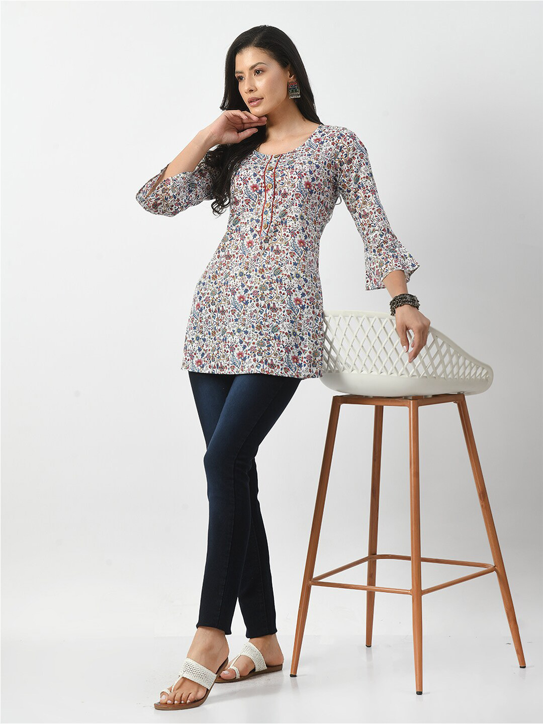 

KALINI Floral Printed Round Neck Pure Cotton Straight Kurti, White