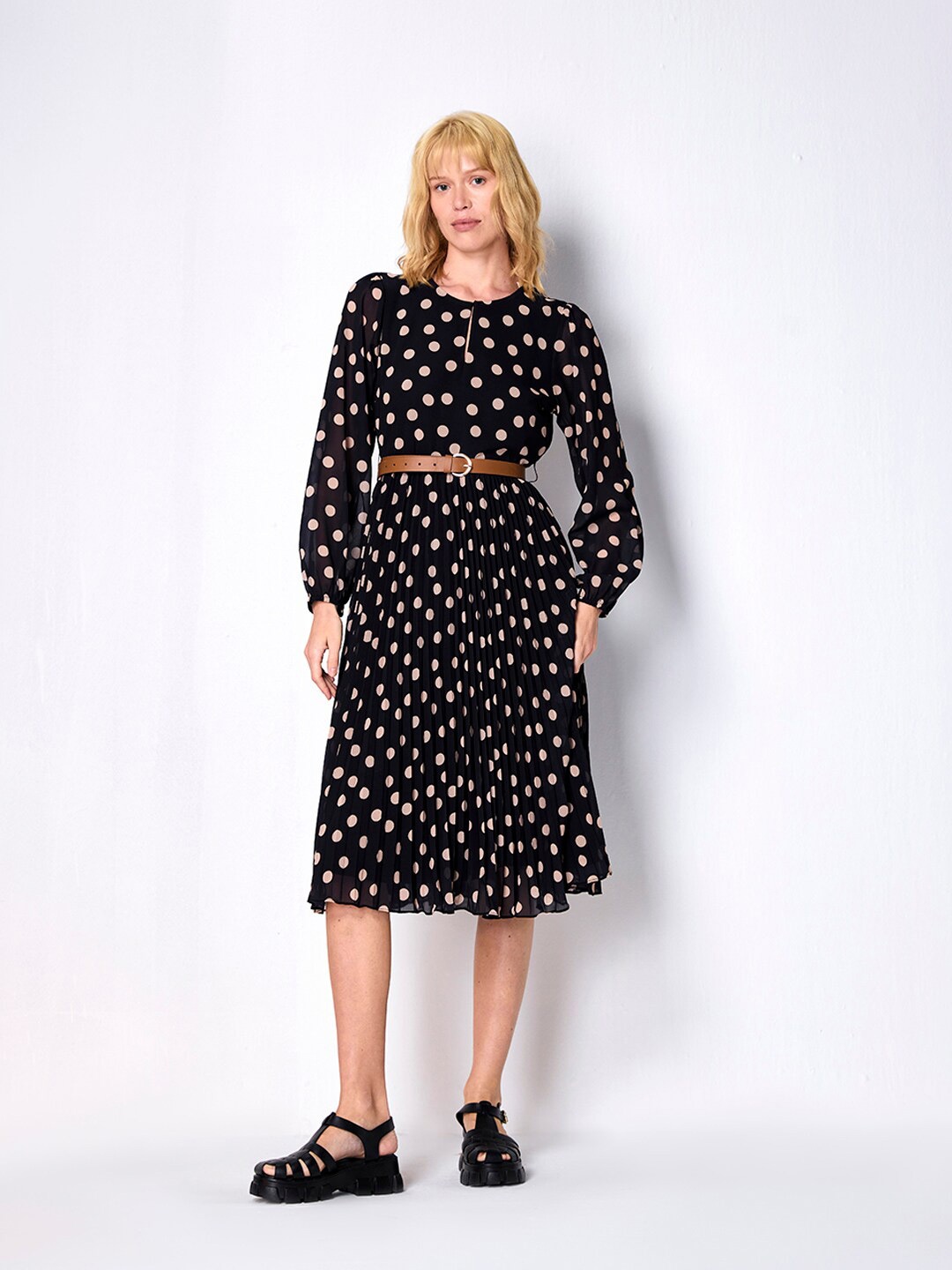 

COVER STORY Polka Dot Printed Georgette Fit & Flare Midi Dress, Black