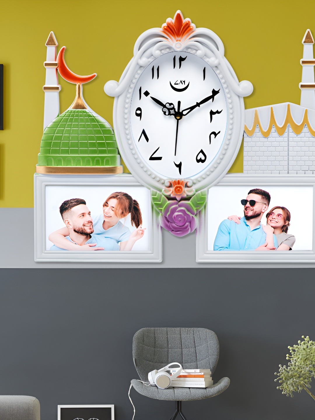 

Attractionz White Textured Analogue Wall Clock