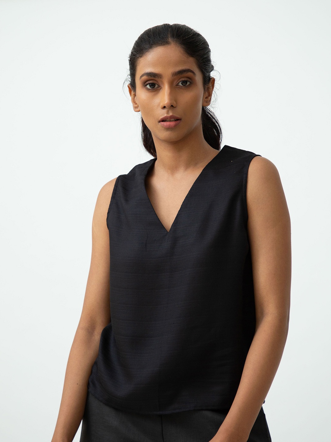 

Saltpetre Sleeveless V Neck Top, Black