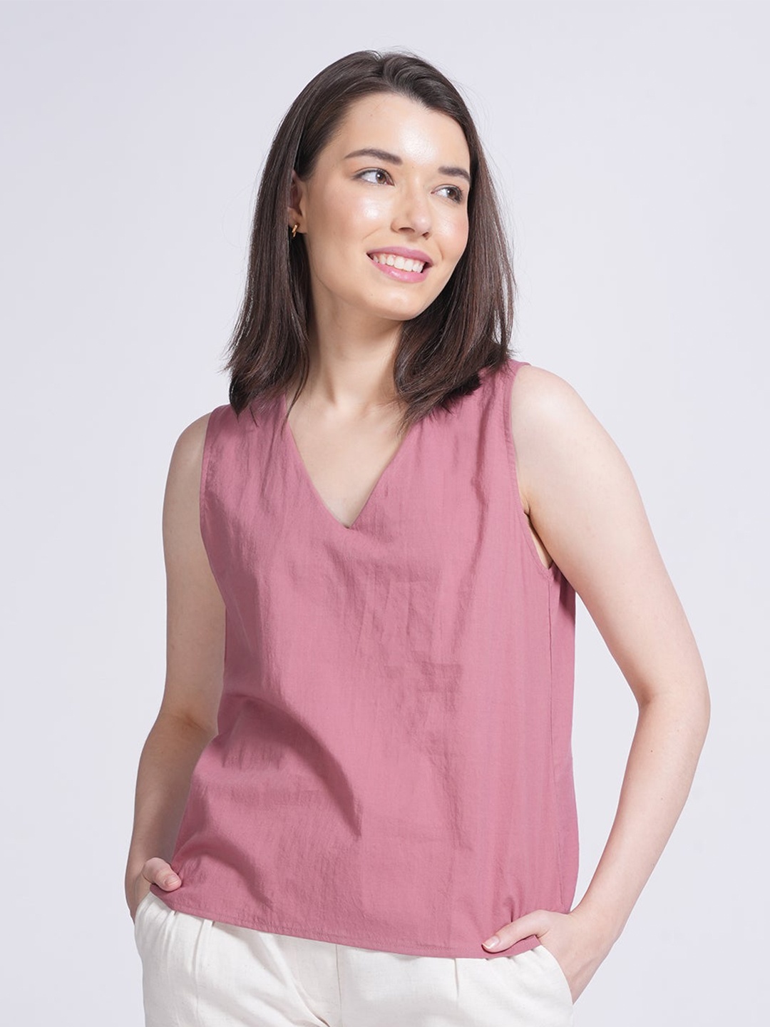 

Saltpetre Shell V-Neck Sleeveless Cotton Regular Top, Pink