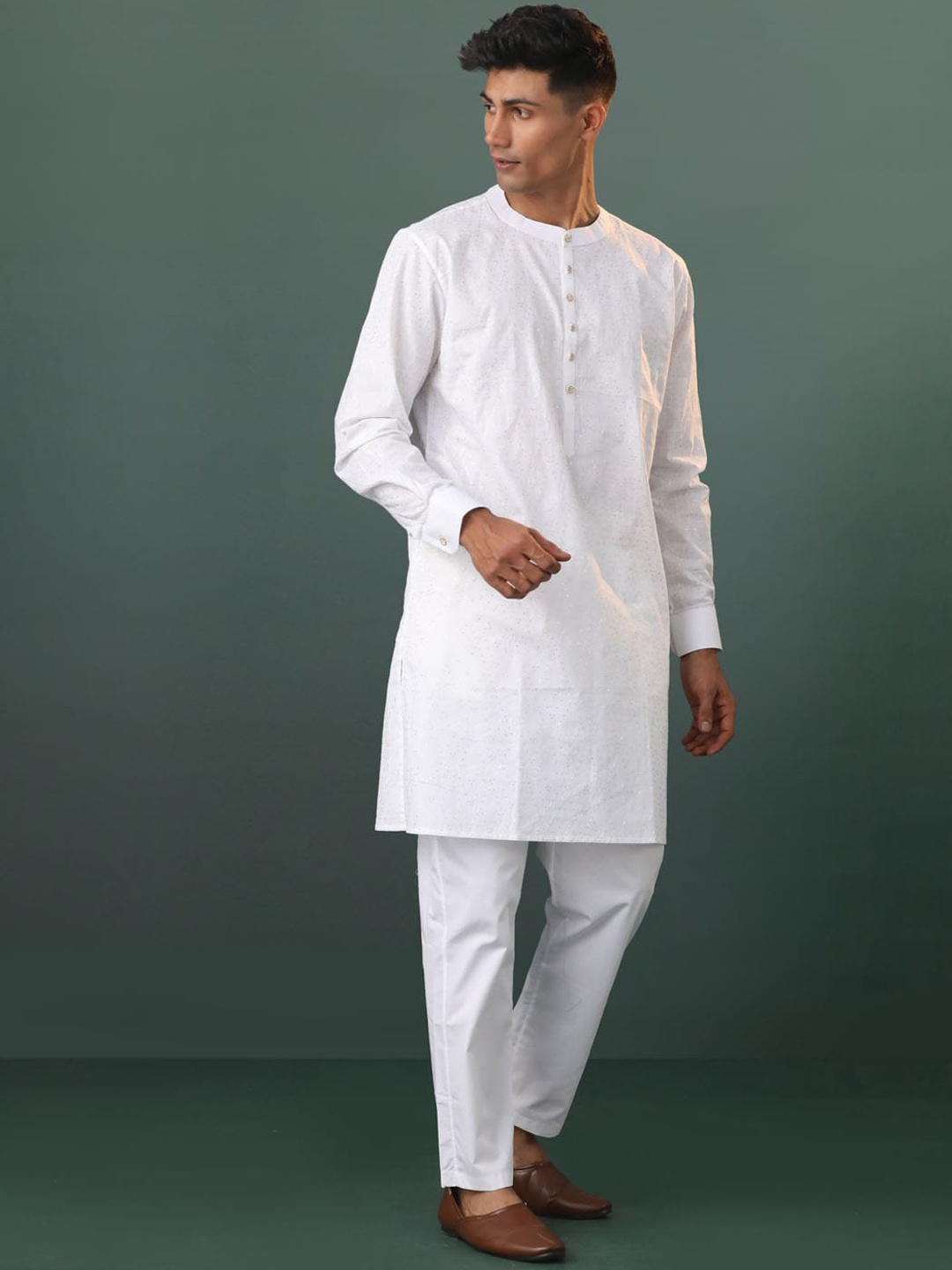 

VASTRAMAY Embroidered Sequinned Straight Kurta with Pyjama, White