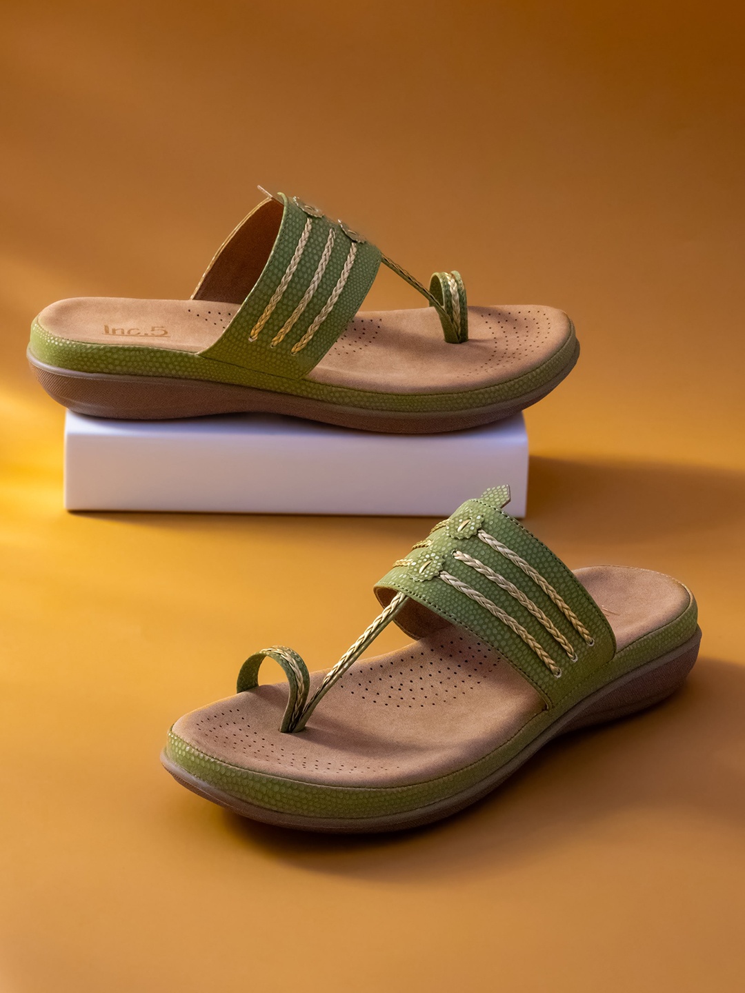 

Inc 5 Textured Comfort Heels, Green