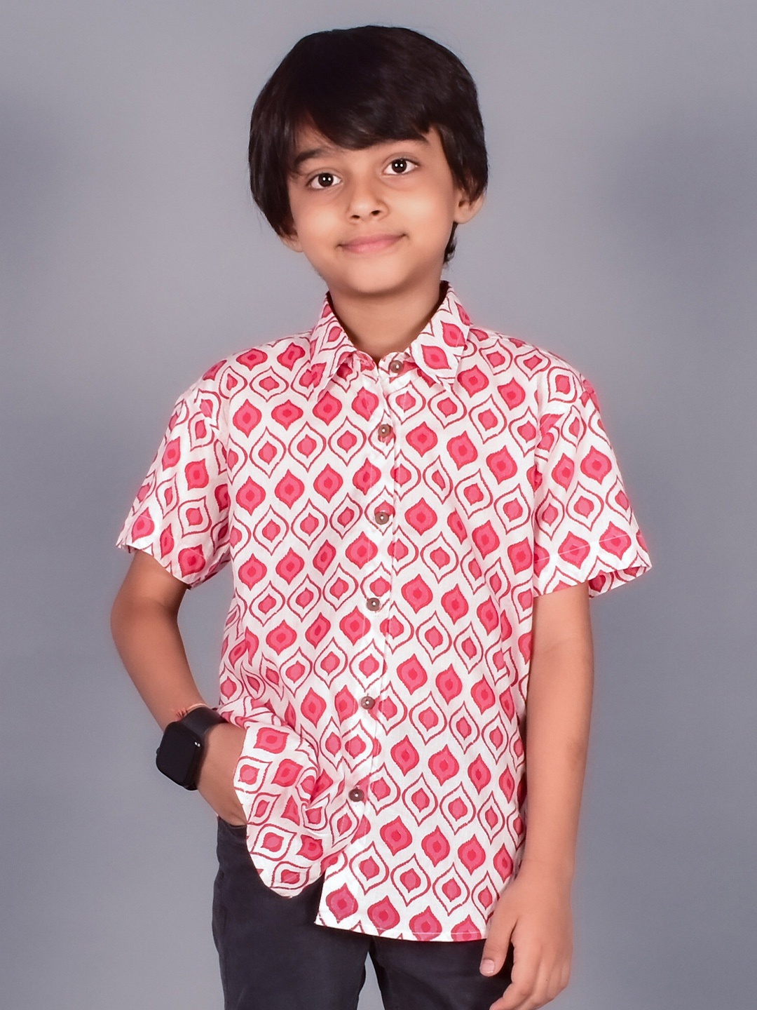 

BAESD Boys Relaxed Ethnic Motifs Printed Cotton Spread Collar Opaque Casual Shirt, Pink