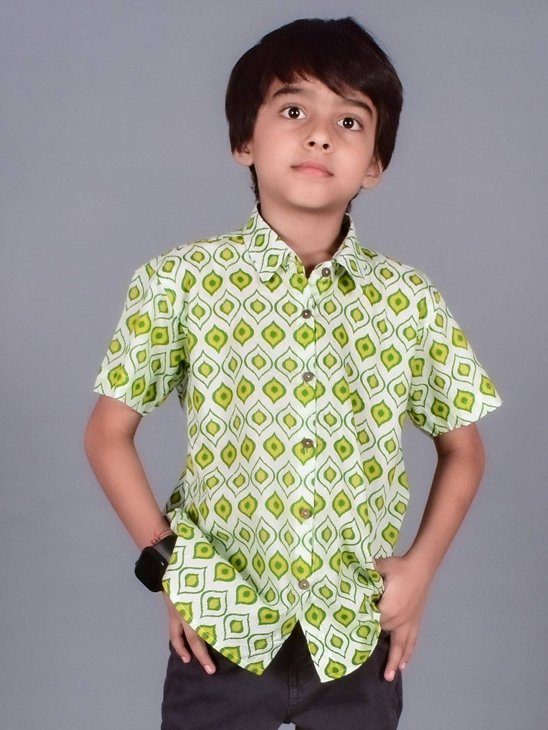 

BAESD Boys Relaxed Ethnic Motifs Printed Cotton Spread Collar Opaque Casual Shirt, Green