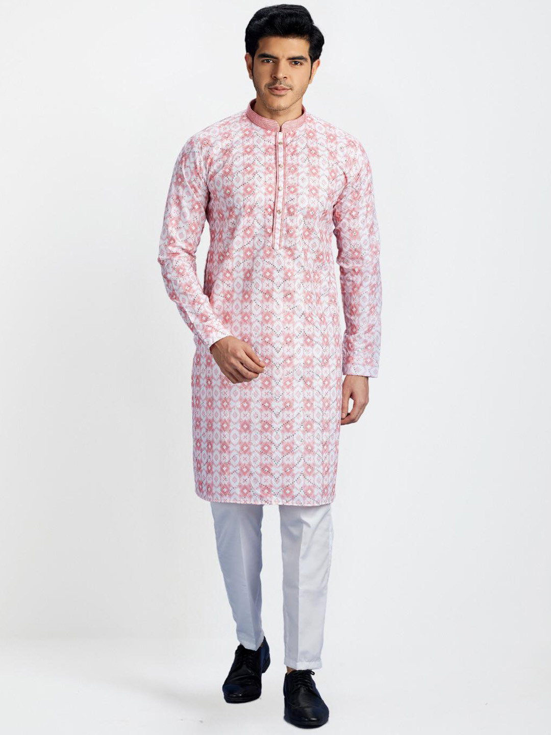 

Indian Poshakh Ethnic Motifs Printed Sequinned Kurta with Trousers, Pink