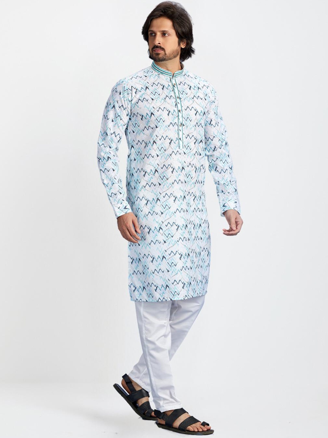 

Indian Poshakh Ethnic Motifs Printed Mandarin Collar Long Sleeves Kurta With Pyjamas, Blue