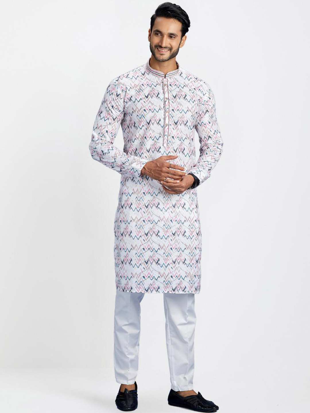 

Indian Poshakh Geometric Printed Mandarin Collar Straight Kurta with Pyjamas, White