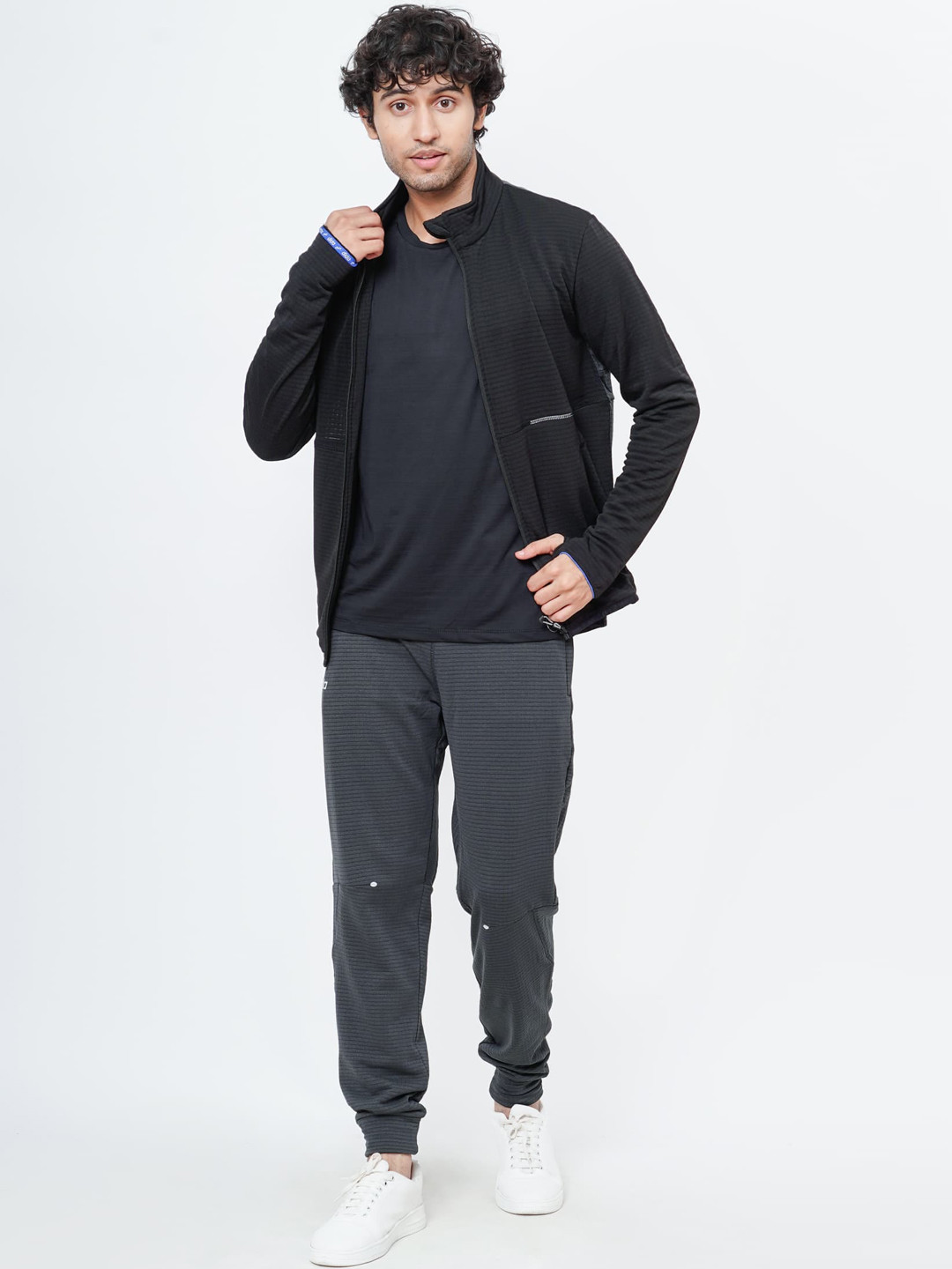 

DIDA Mock Collar Long Sleeves Zip Detail Lightweight Dry Fit Fleece Sporty Jacket, Black