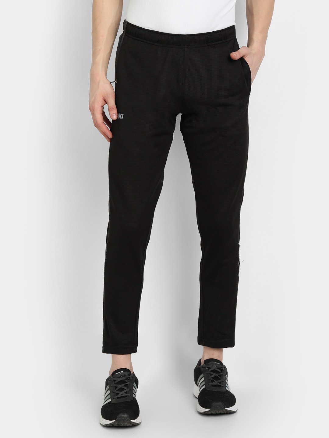 

DIDA Men Dry-Fit Track Pant, Black