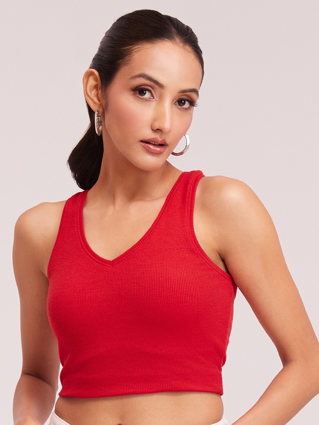 

BerryBird Cotton V-Neck Sleeveless Opaque Fitted Crop Top, Red