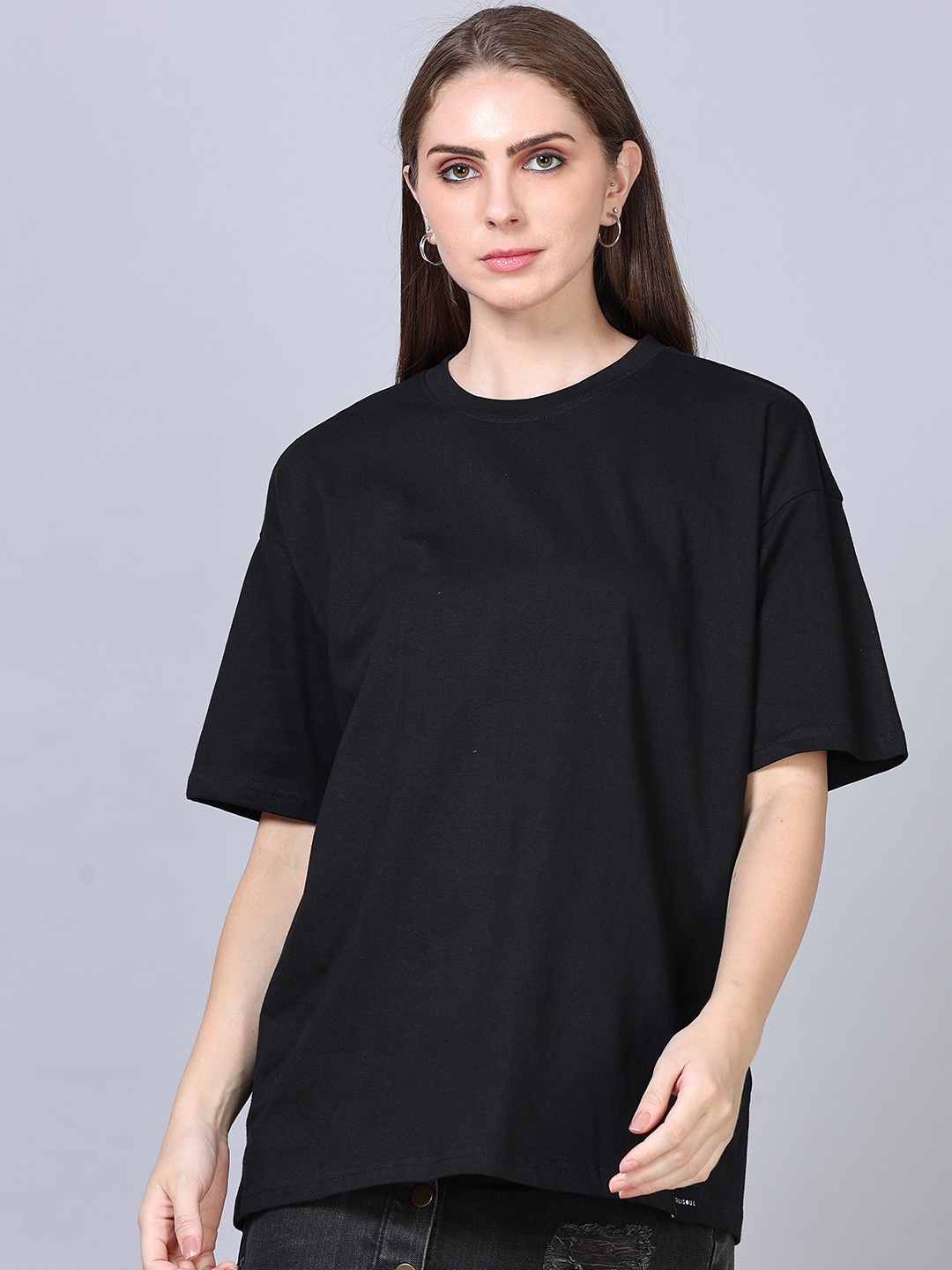 

SILISOUL Round Neck Drop-Shoulder Sleeves Bio Finish Cotton Oversized Fit T-Shirt, Black