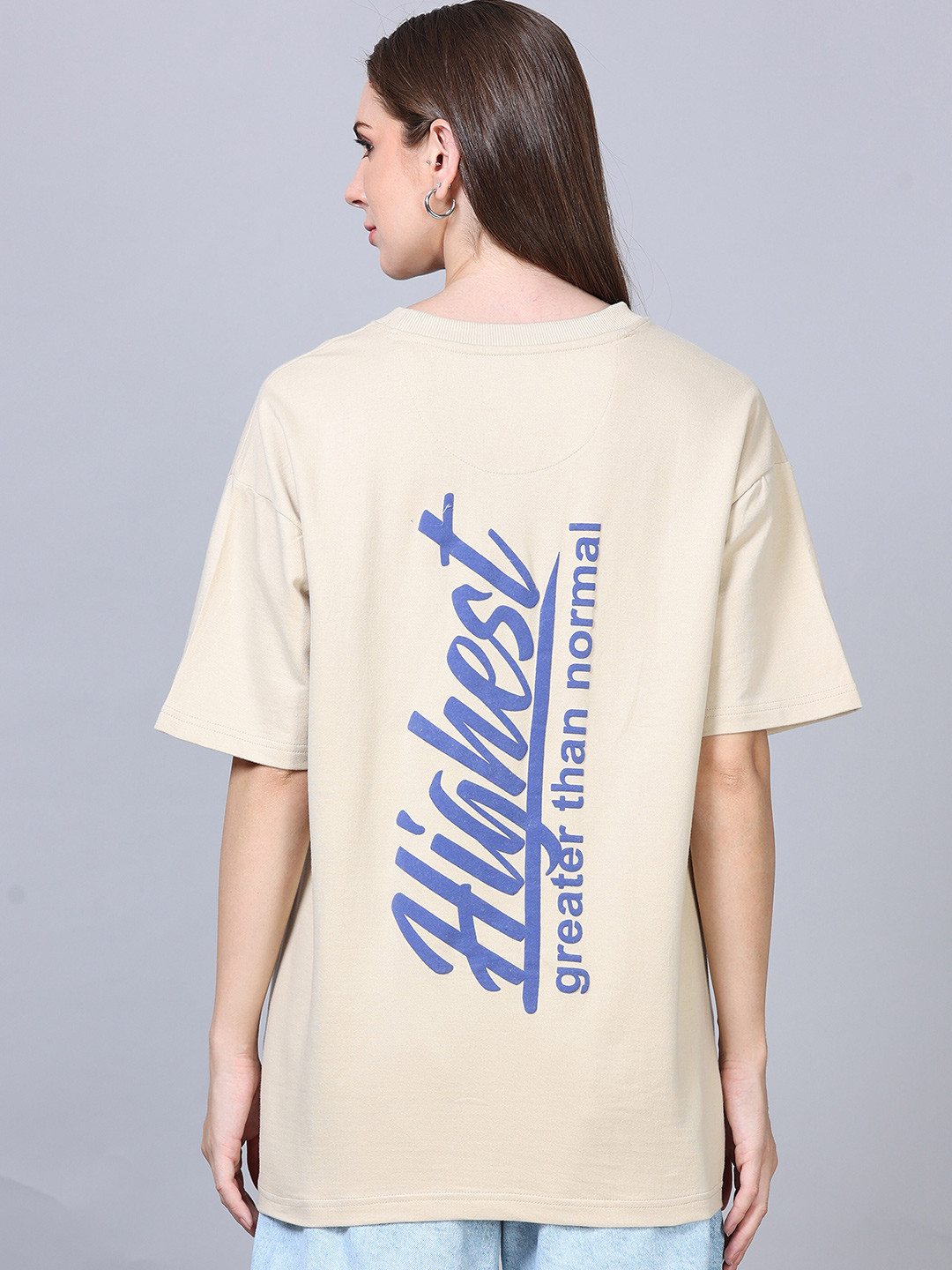 

SILISOUL Round Neck Typography Printed Drop-Shoulder Sleeves Oversized Cotton T-shirt, Beige