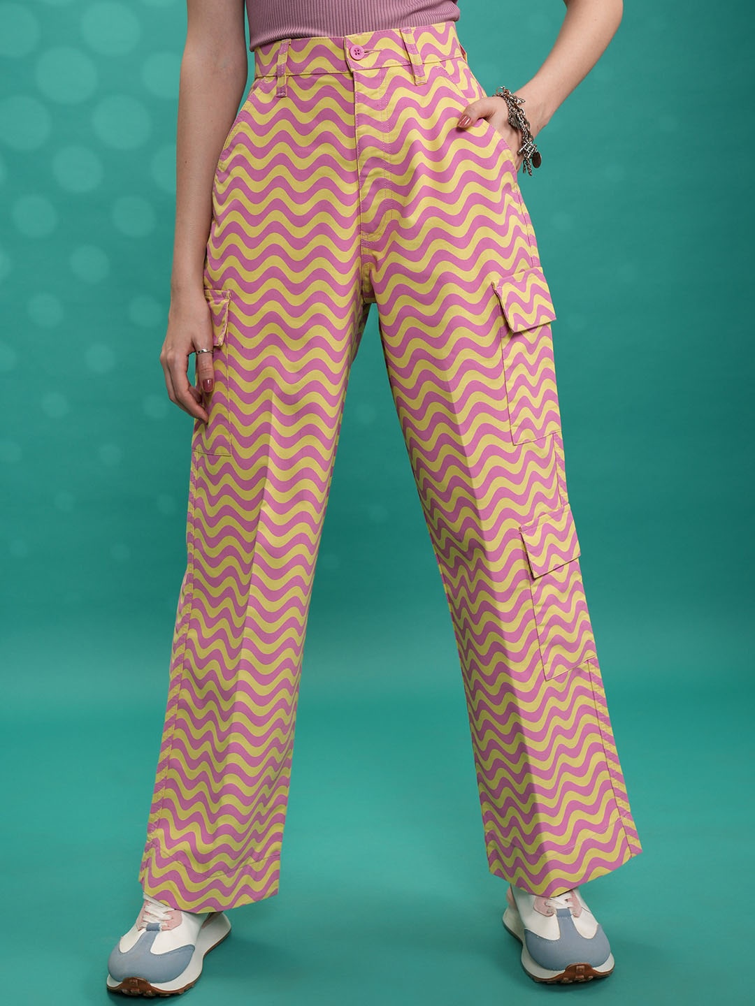 

Tokyo Talkies Women Yellow & Pink Straight Fit Printed High-Rise Cargos Trouser