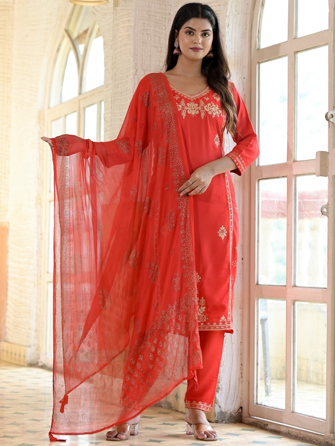 

LABEL FLAVIA Ethnic Motifs Embroidered Pure Cotton Kurta With Trouser & Dupatta, Red