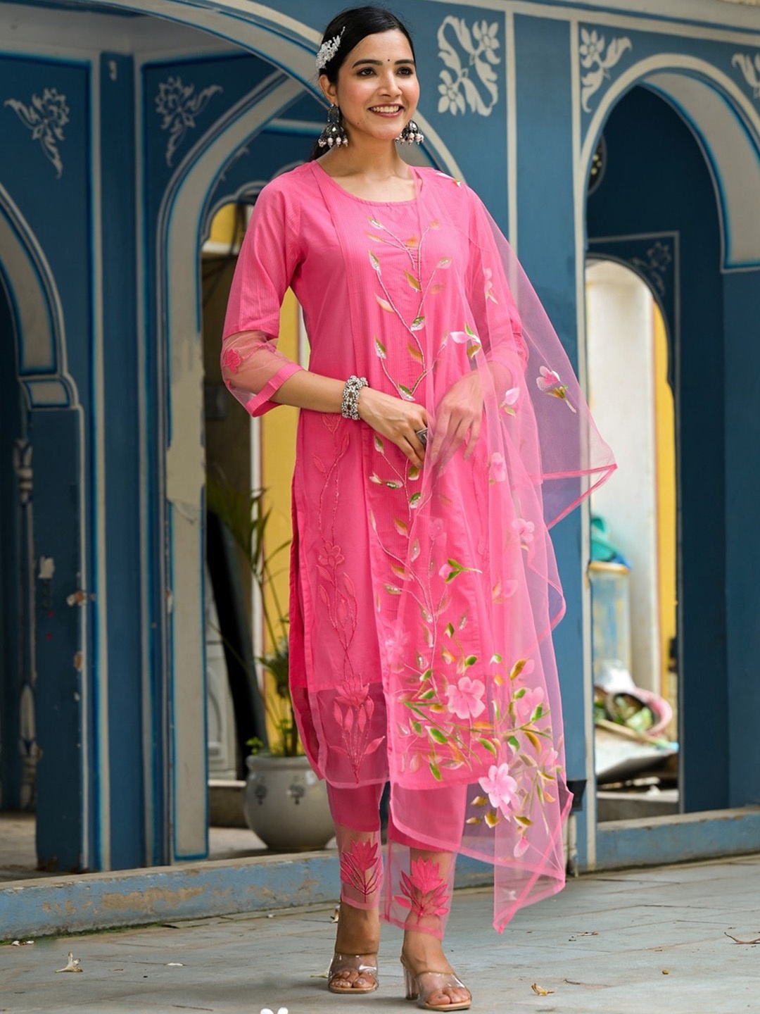 

LABEL FLAVIA Floral Embroidered Pure Cotton Kurta With Trouser & Dupatta, Pink