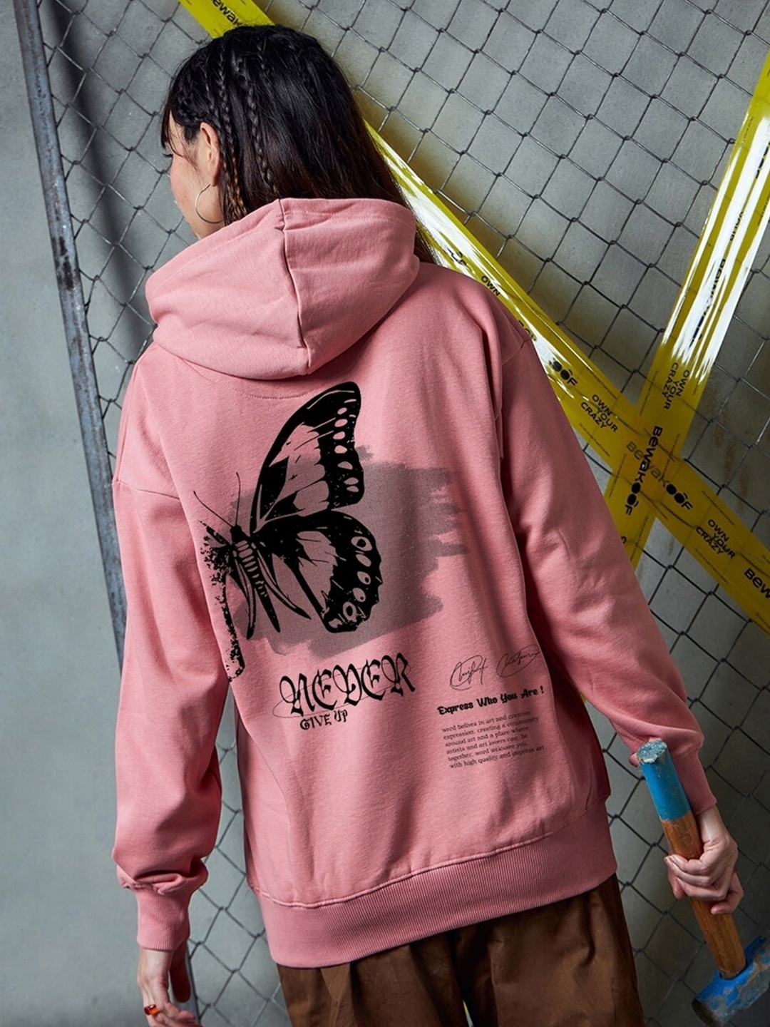 

Bewakoof Heavy Duty 1.0 Women Never Give Up Graphic Printed Oversized Hoodies, Pink