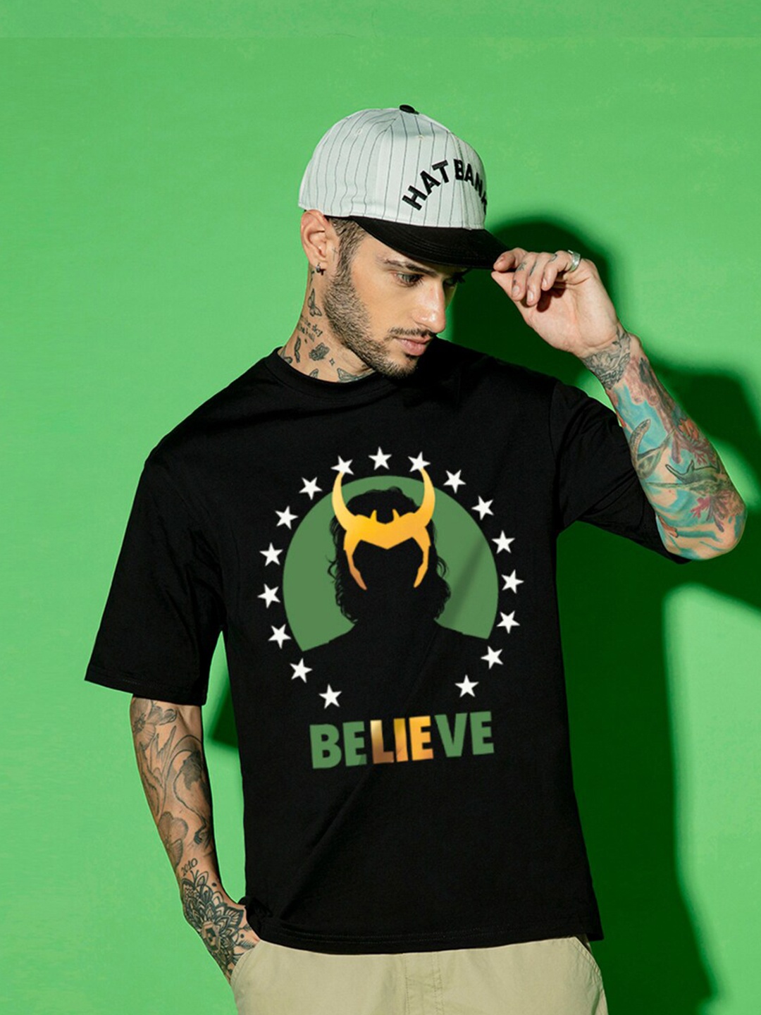 

Bewakoof Illusion Graphic Printed Drop-Shoulder Sleeves Oversized Cotton T-shirt, Black