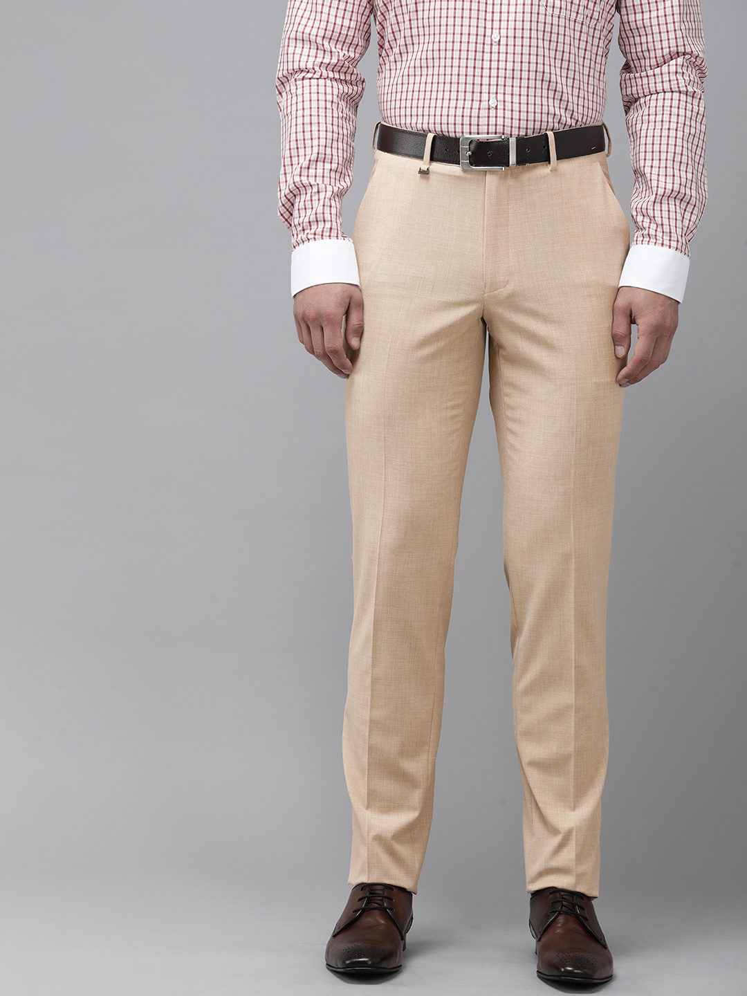 

Van Heusen Men Slim Fit Formal Trousers, Beige