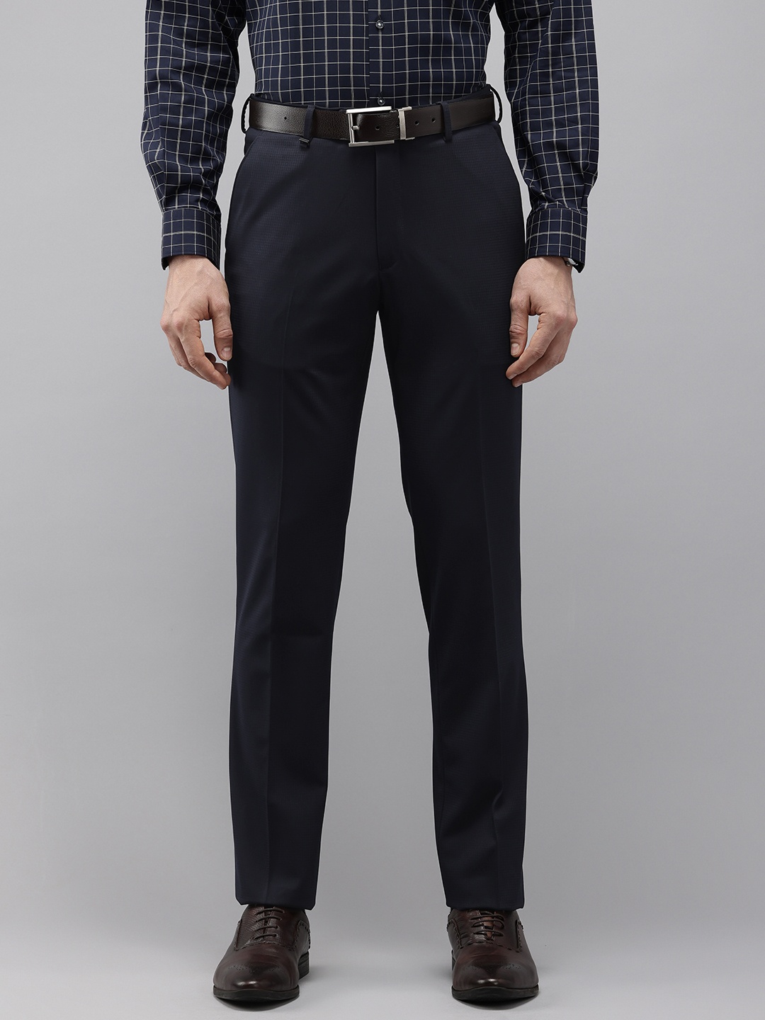 

Van Heusen Men Slim Fit Formal Trousers, Navy blue
