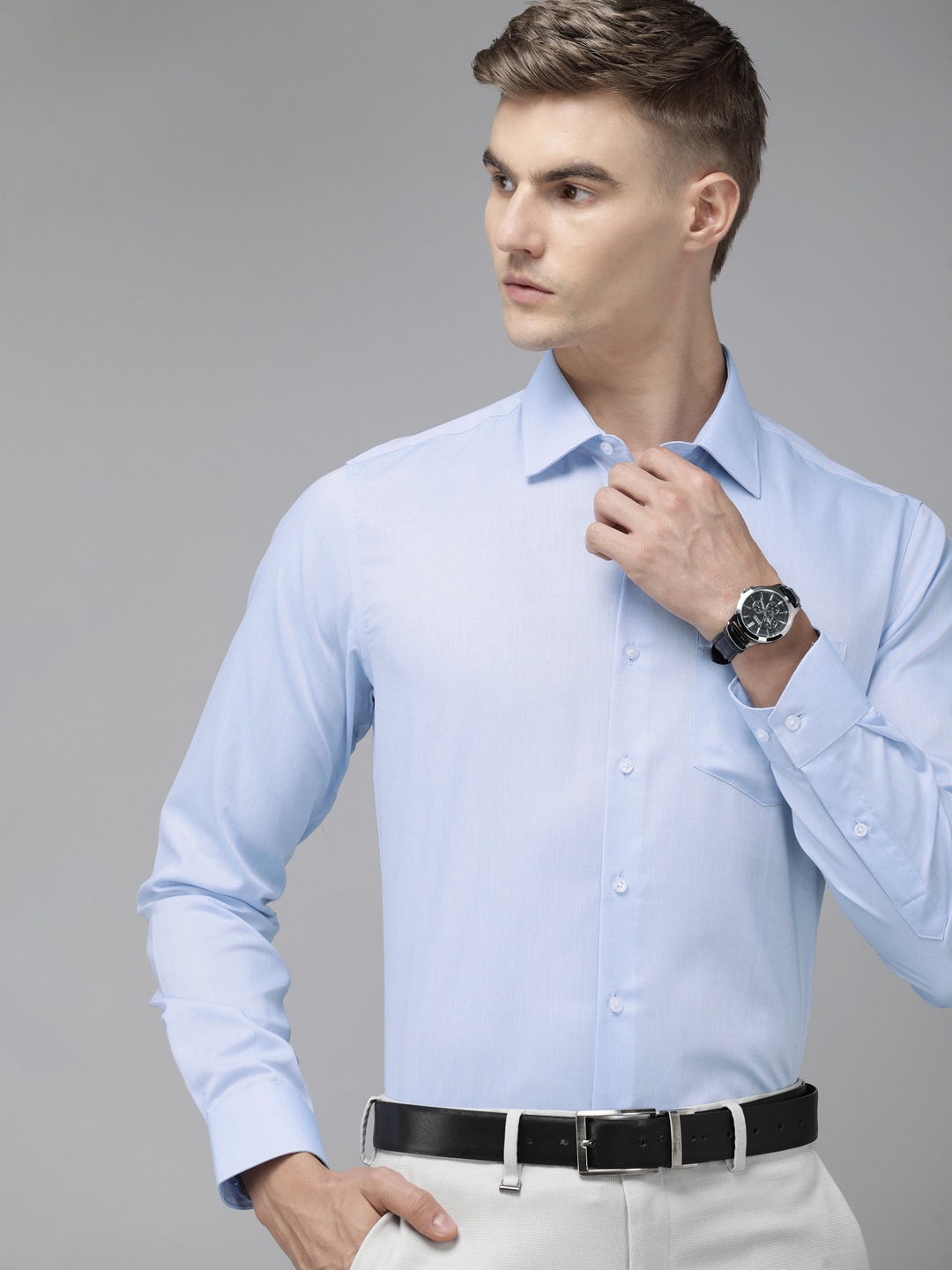 

Van Heusen Pure Cotton Self Design Slim Fit Textured Formal Shirt, Blue